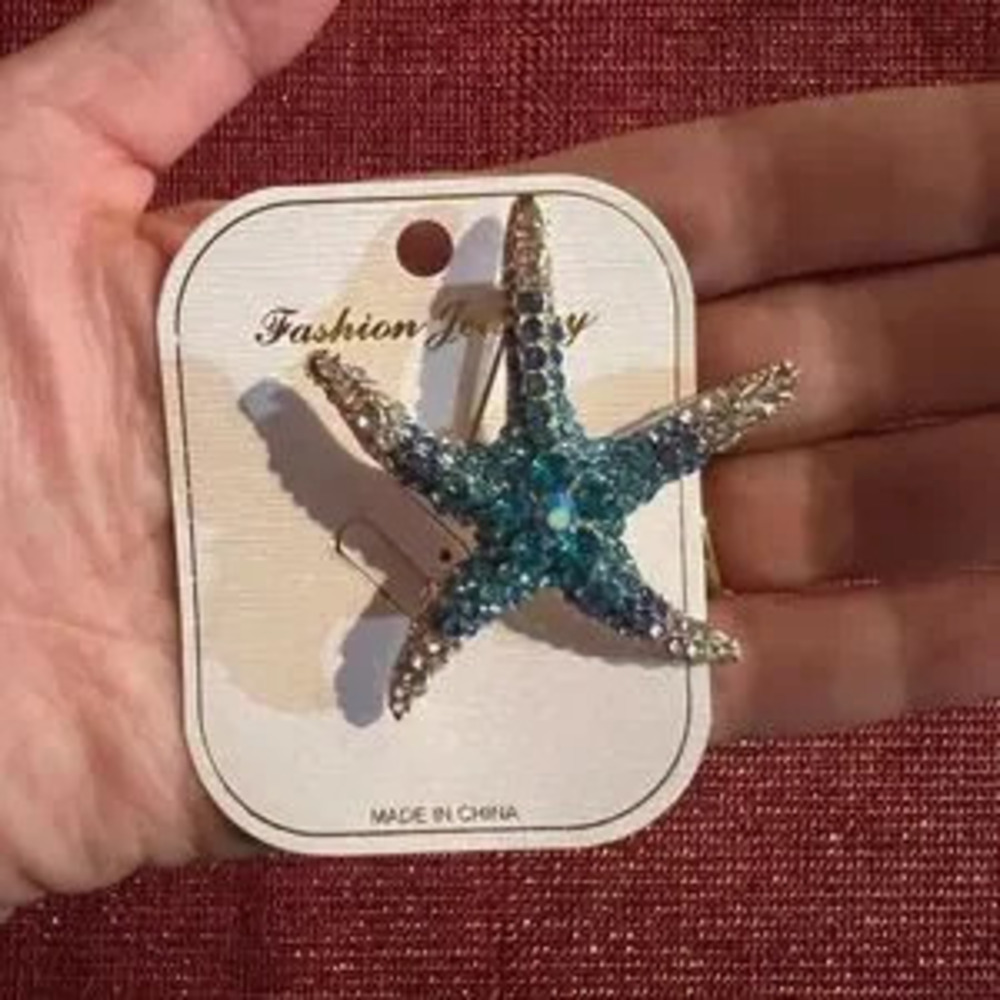Starfish Blue Rhinestone Brooch Pin - Picture 3 of 3